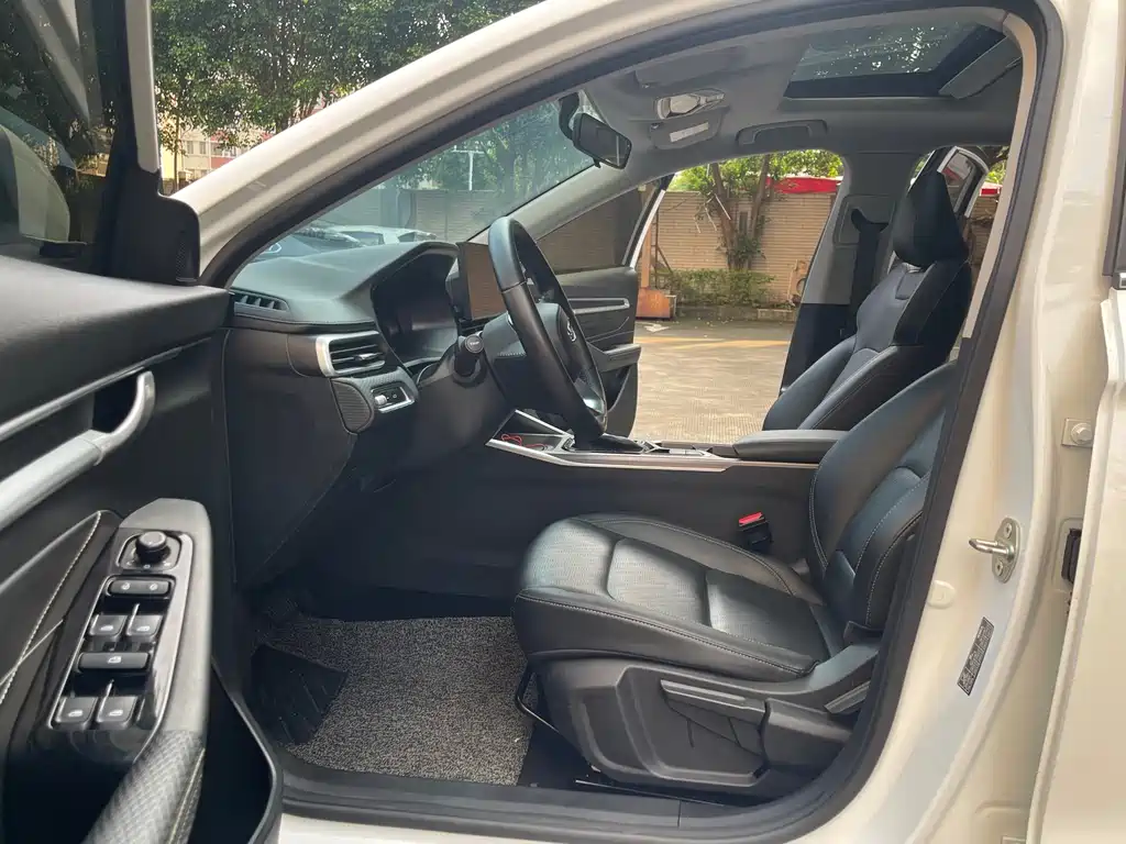 Geely Emgrand — миниатюра 9