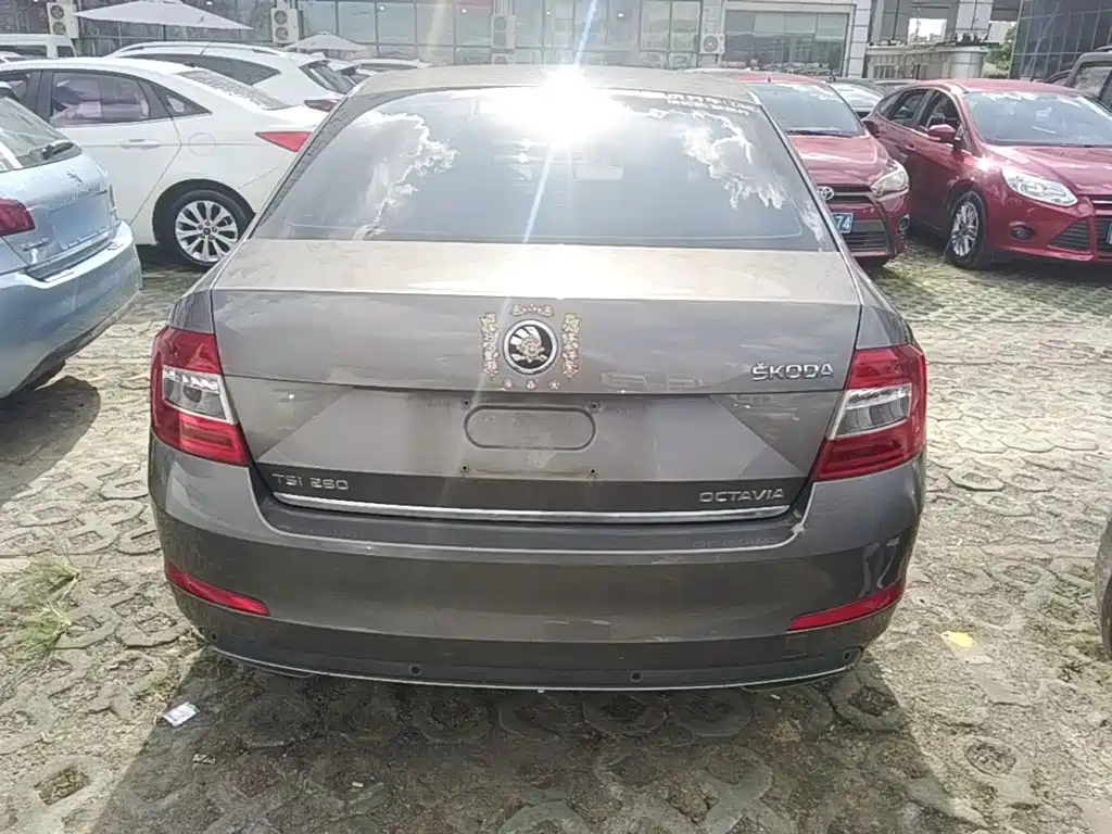 Skoda Octavia — миниатюра 6