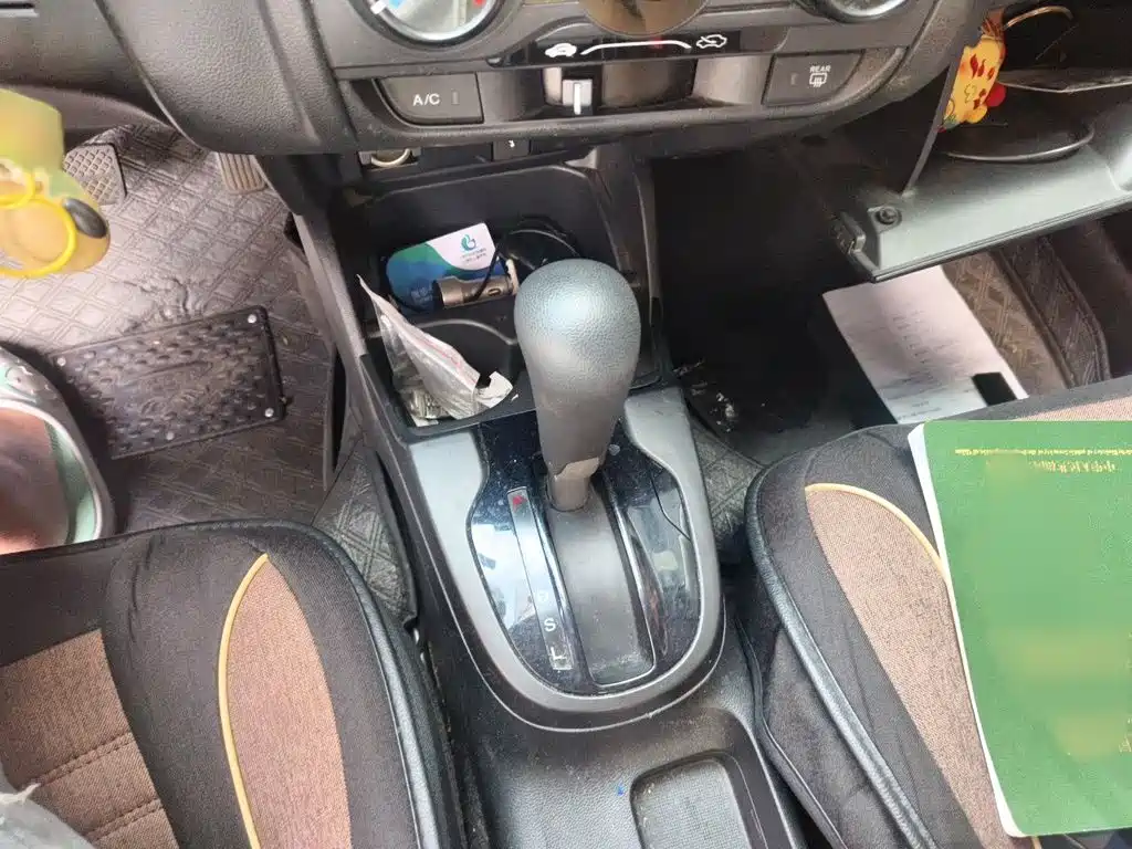 Honda Fit — миниатюра 7