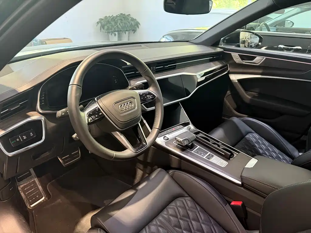 Audi A6L 2025 45 TFSI quattro