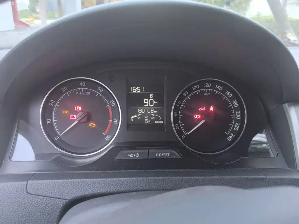 Skoda Rapid Spaceback — миниатюра 7