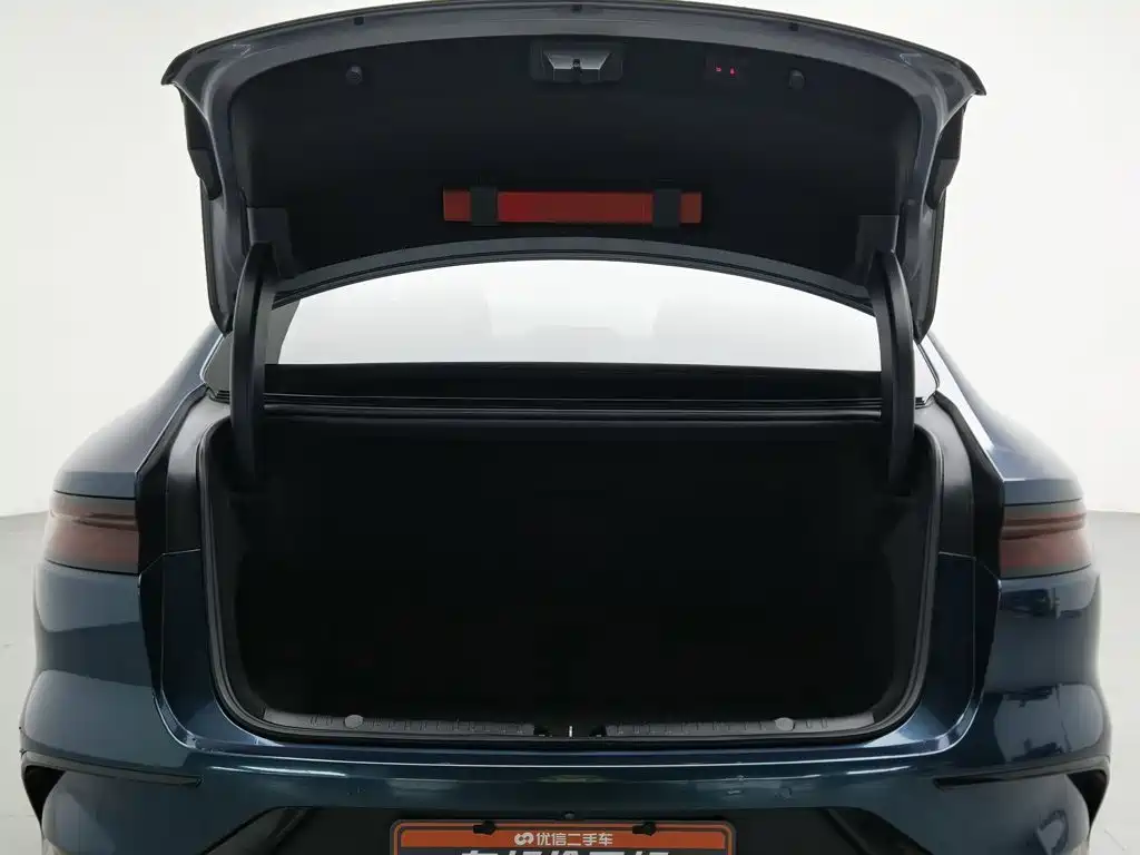 BYD Han — миниатюра 16