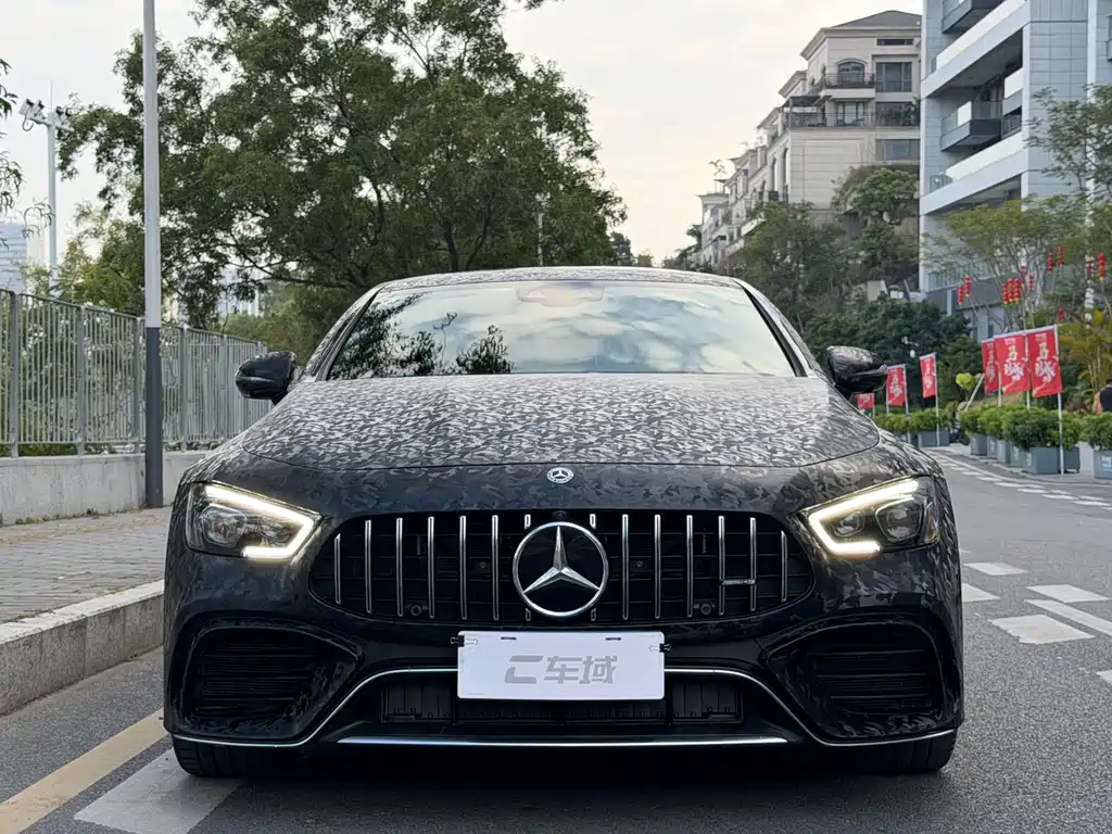 MERCEDES-BENZ AMG GT