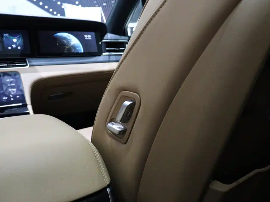 Li Auto Li ONE — миниатюра 11