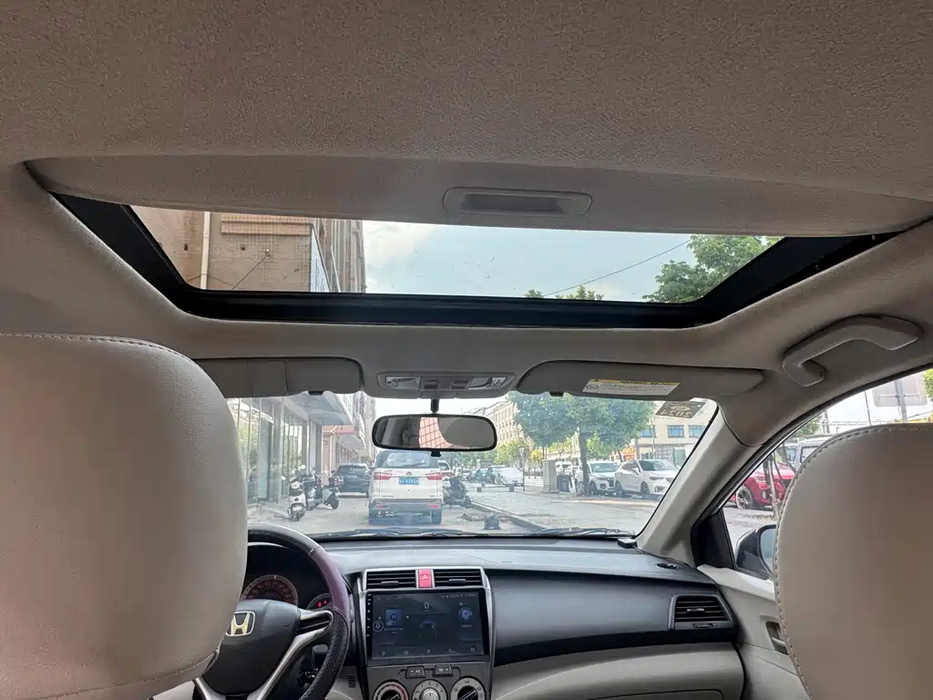 Honda City Classic — миниатюра 11
