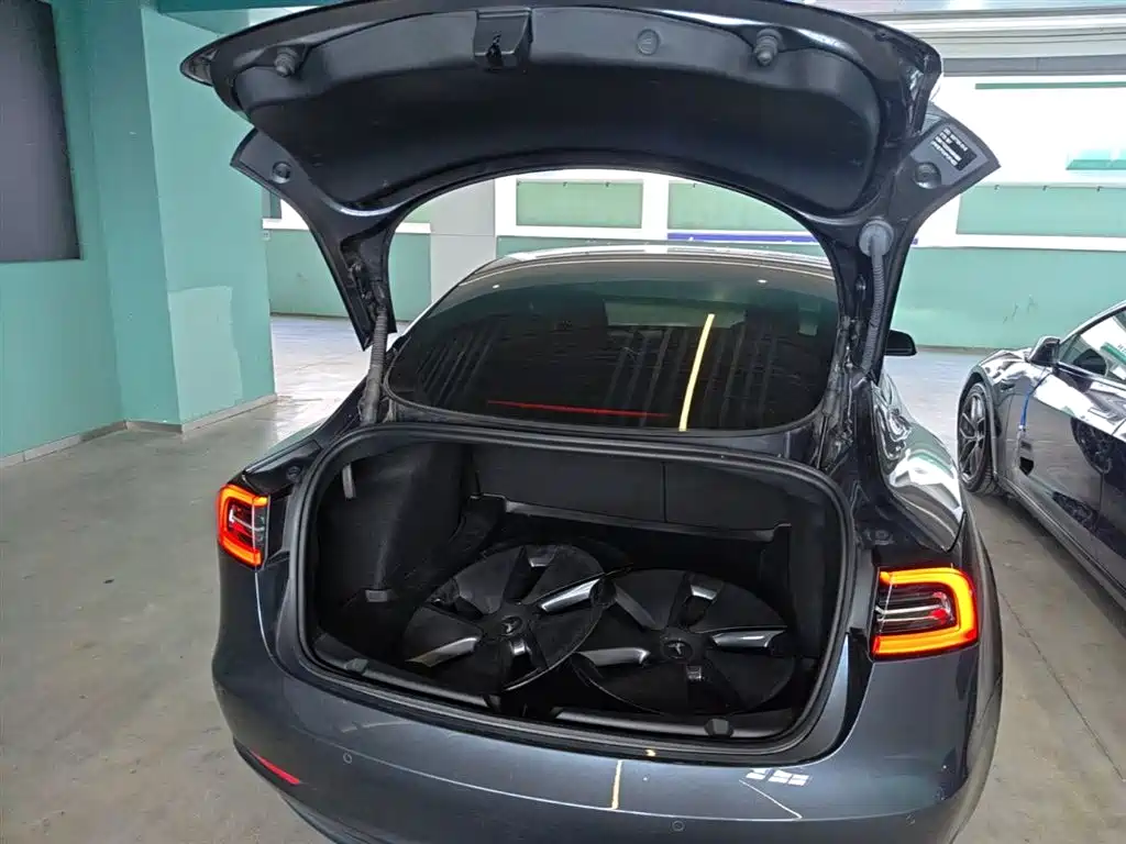 Tesla Model 3 — фотографии объявления, Фото 19