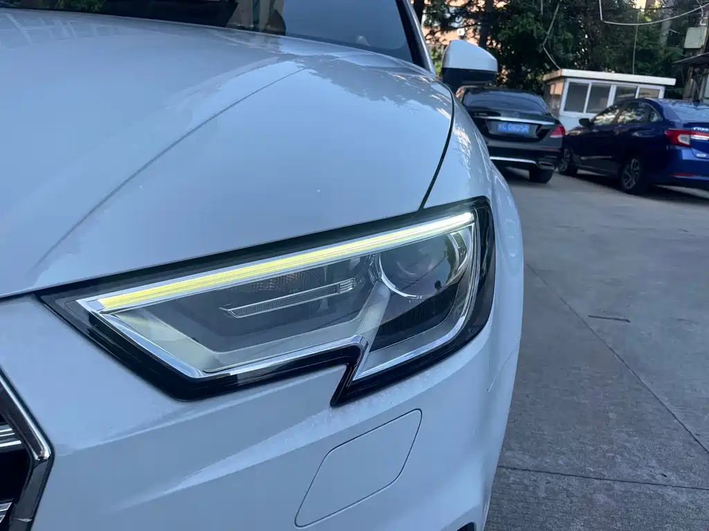 Audi A3 2019 Limousine 35 TFSI V