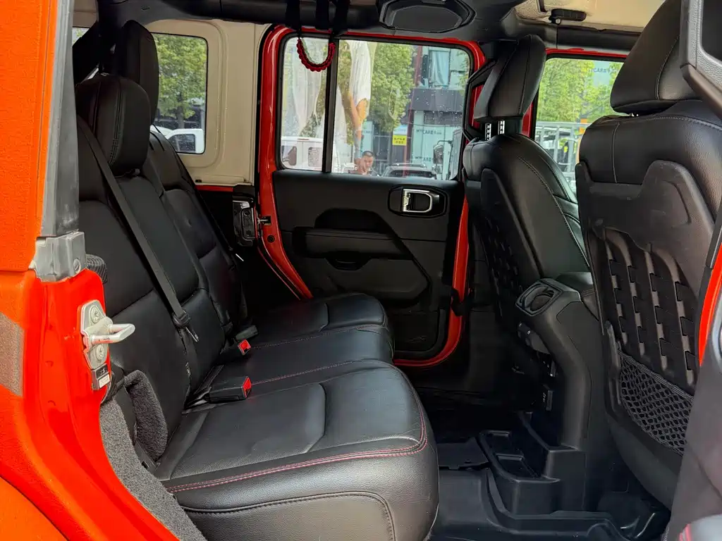 Jeep Wrangler — миниатюра 22