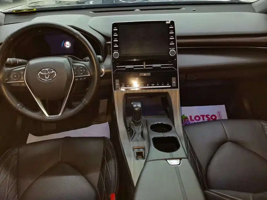 Toyota Avalon — миниатюра 12