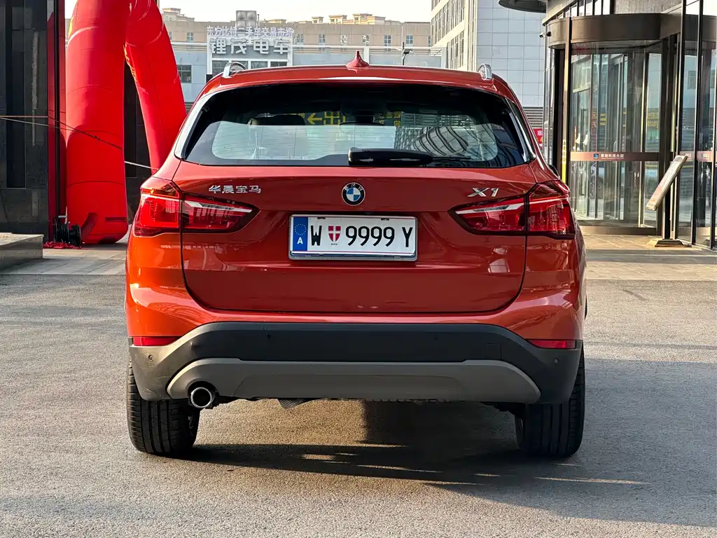 BMW X1
