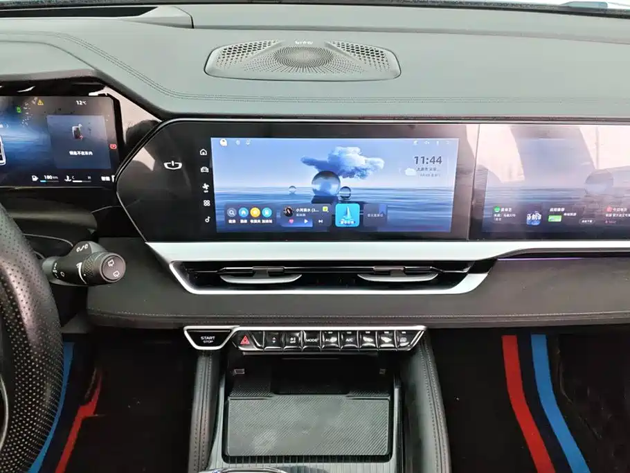 Geely Xingyue L — миниатюра 13