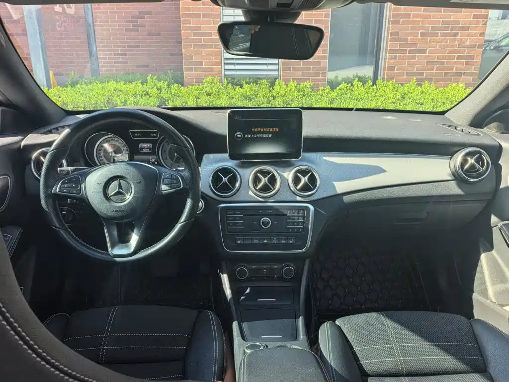 Mercedes-Benz CLA (Import) — миниатюра 6