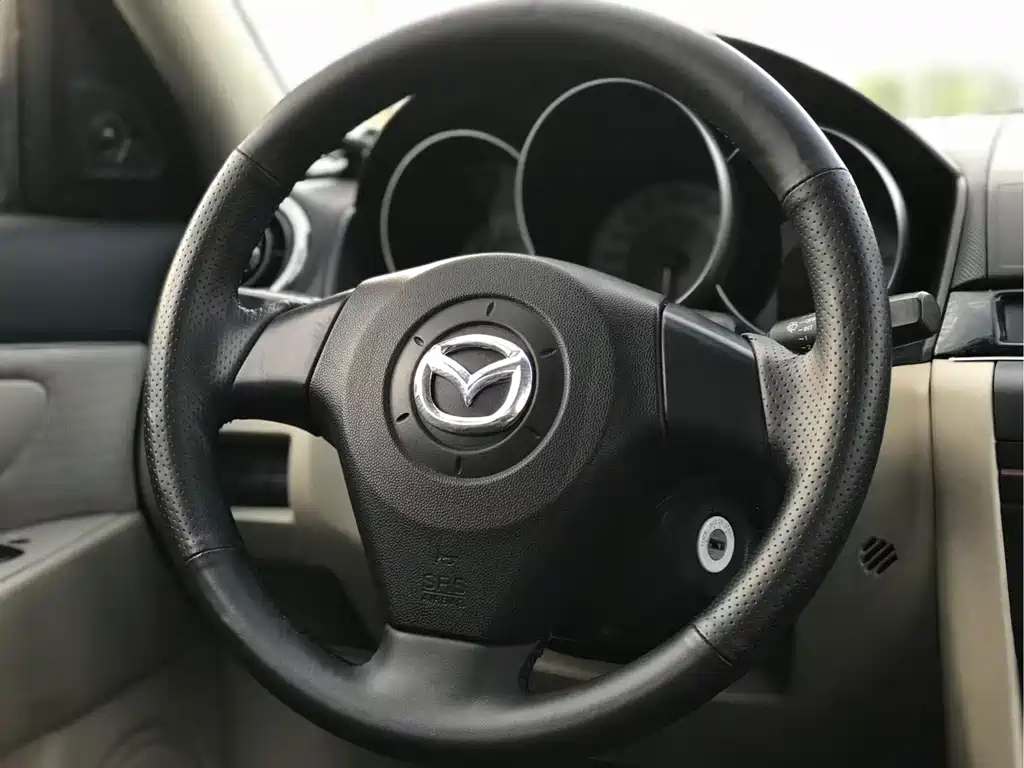 Mazda 3 — миниатюра 9