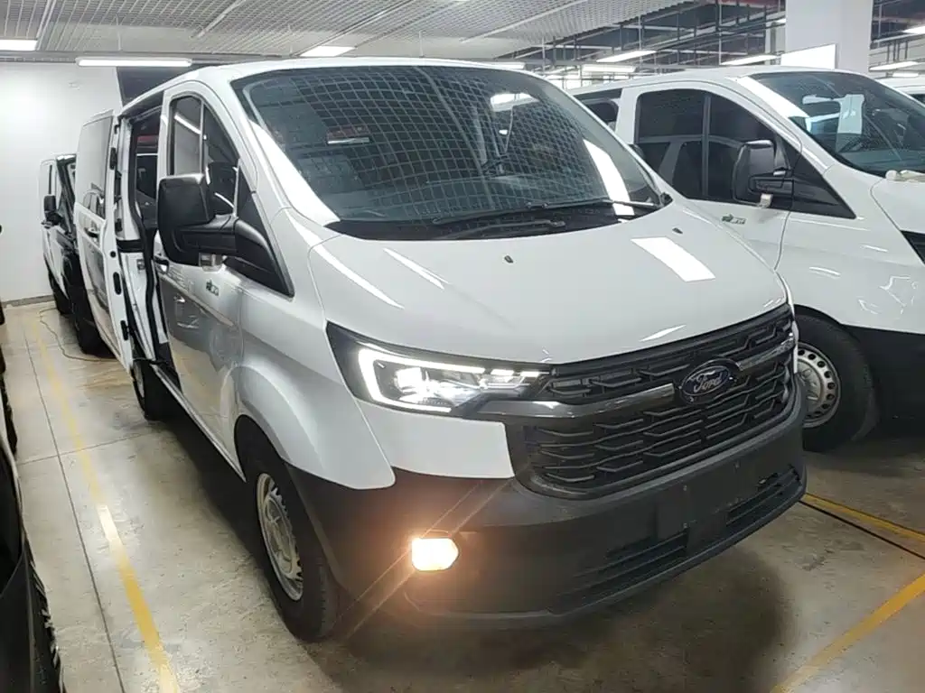 Ford Transit — миниатюра 4