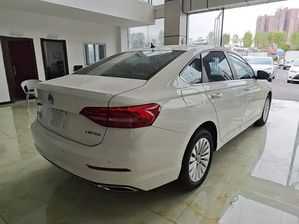 Volkswagen Lavida — миниатюра 7