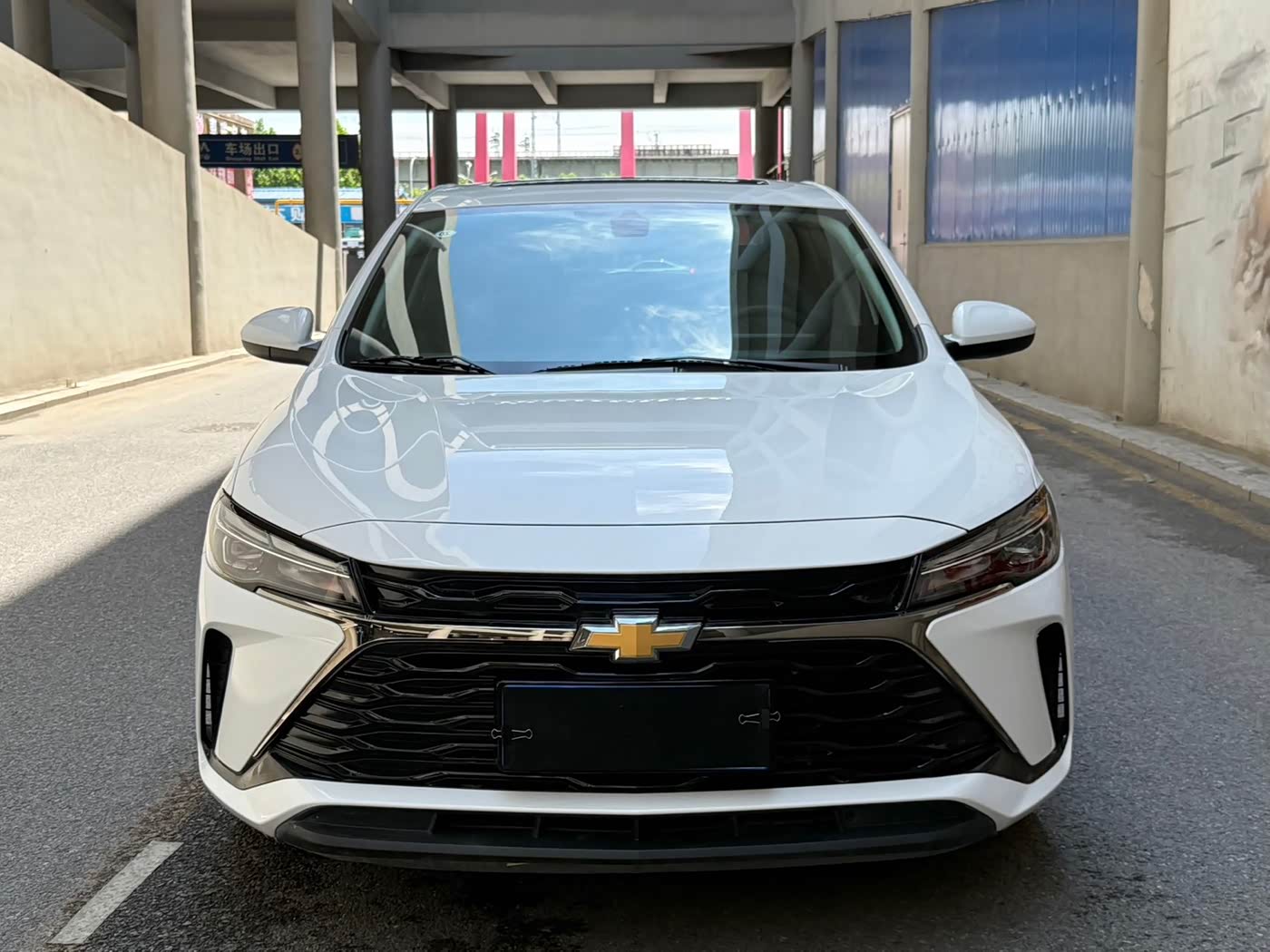 Chevrolet Monza 1.5 л 2023 г. Белый, пробег 18000 км