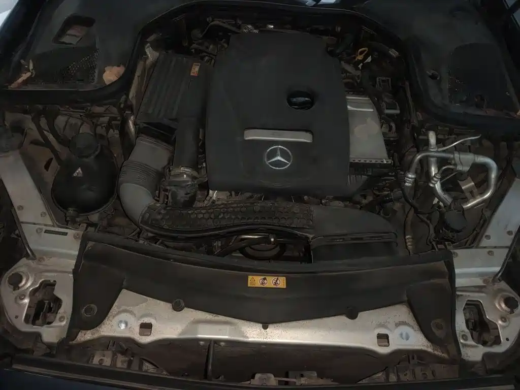 Mercedes-Benz E-Class — миниатюра 16