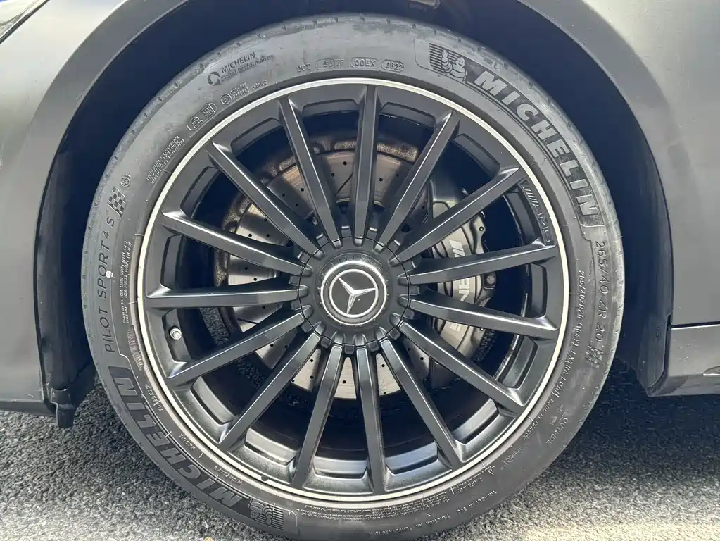 MERCEDES-BENZ AMG GT