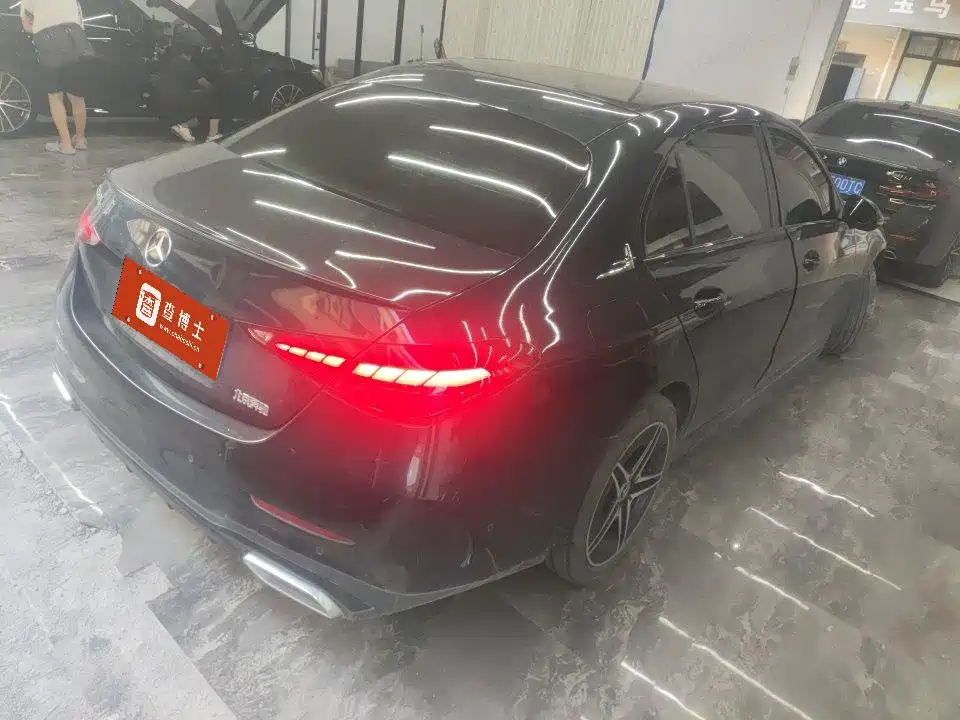 Mercedes-Benz C-Class — миниатюра 8