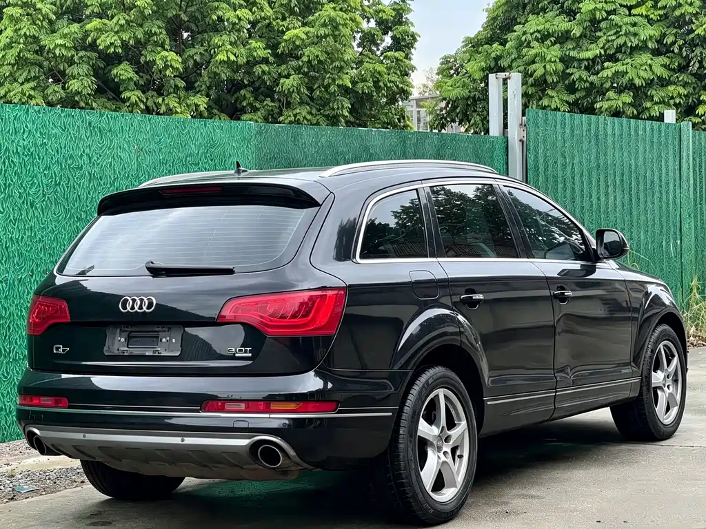 Audi Q7 — миниатюра 13