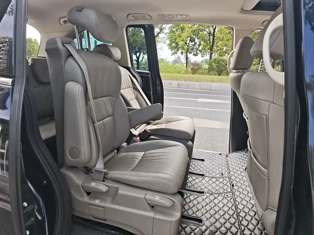 Honda Odyssey — миниатюра 10