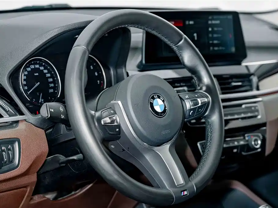 BMW X1 — миниатюра 9