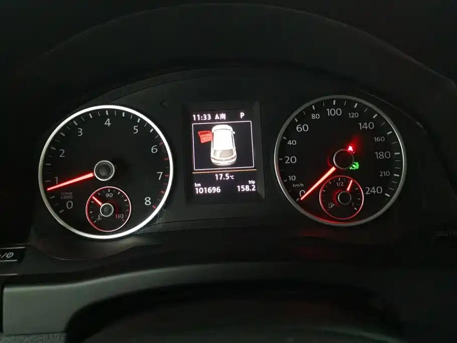 Volkswagen Tiguan — миниатюра 14