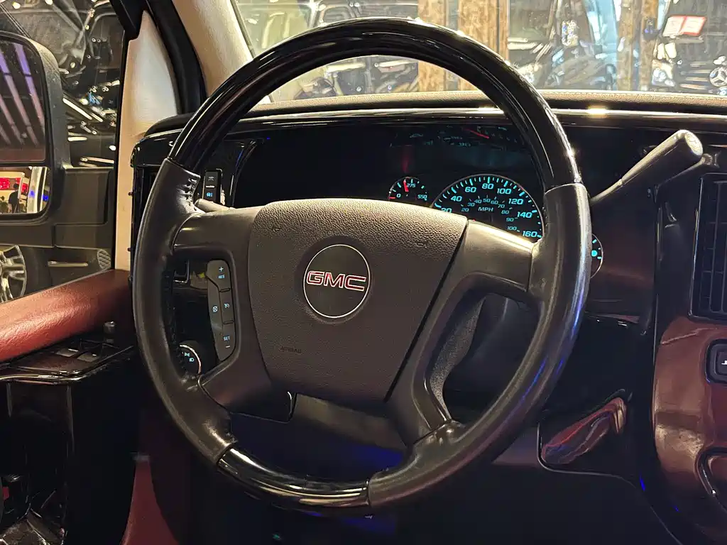 GMC Savana 5.3L 1500 Sport Edition, фото 13