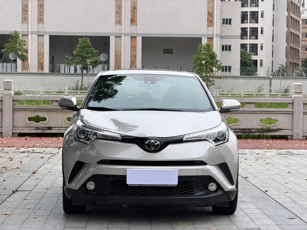 Toyota C-HR — миниатюра 2