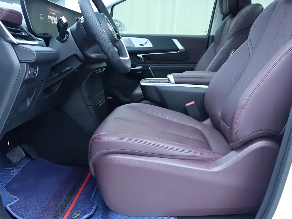 Buick Century 2023 2.0T мест