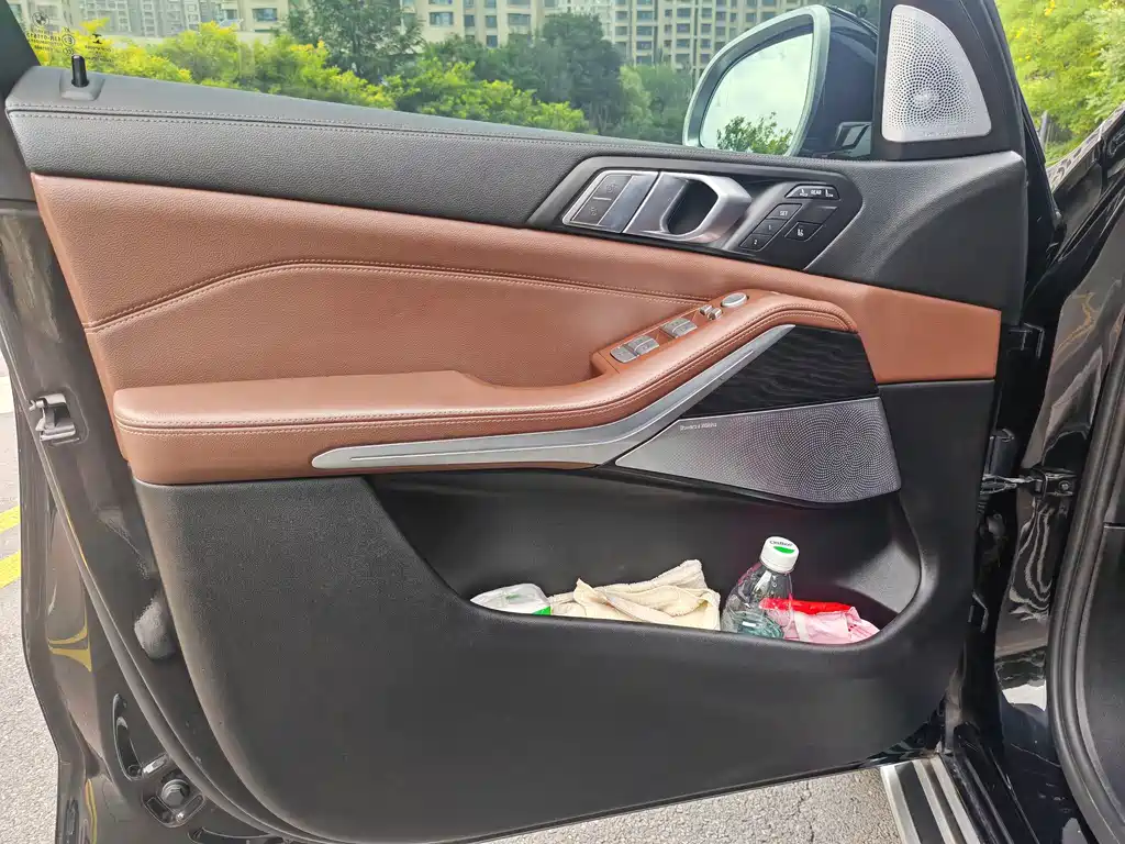 BMW X7 — миниатюра 10