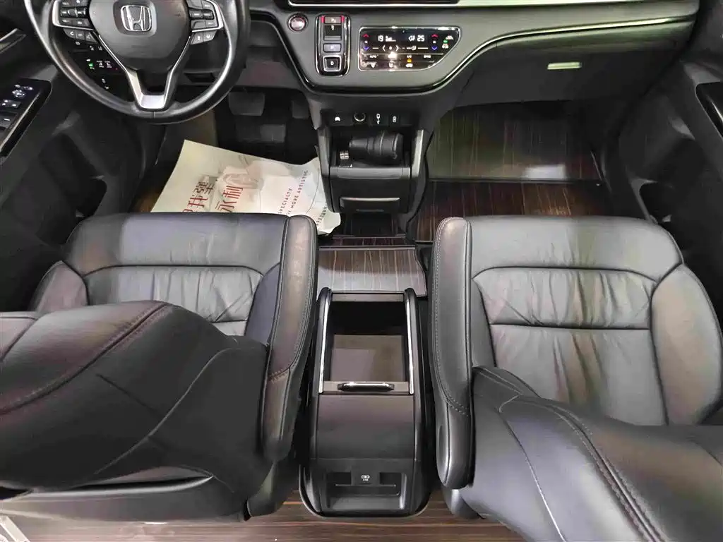 Honda Elysion — миниатюра 17