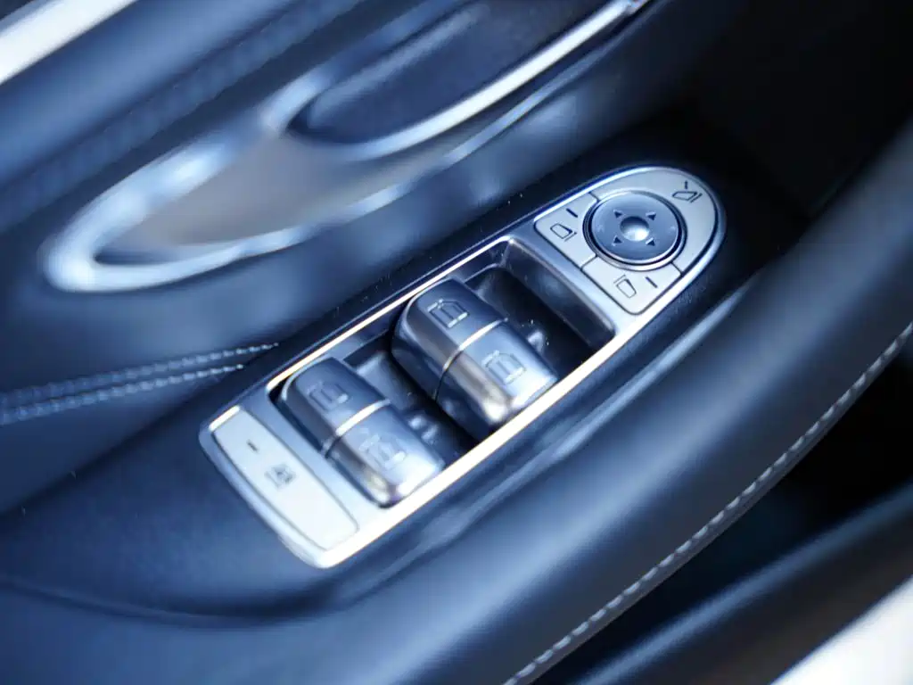 Mercedes-Benz E-Class AMG — миниатюра 29