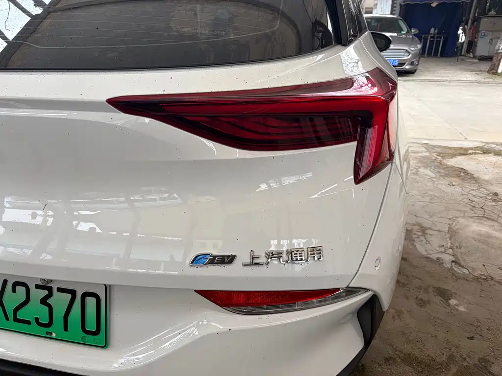 BUICK SLIGHTLY BLUE 6