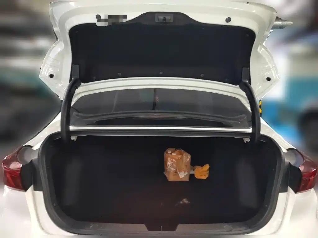 Changan Eado — миниатюра 20