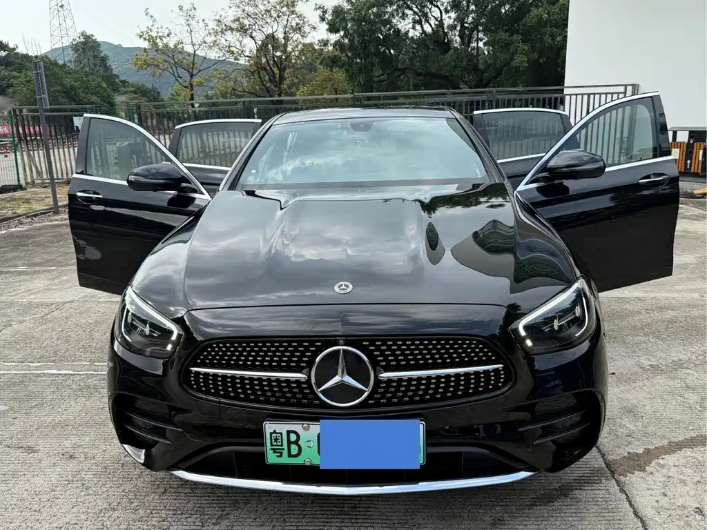 Mercedes-Benz E-Class New Energy Facelift 2 E 350 e L Plug-in Hybrid Sport Sedan, фото 3