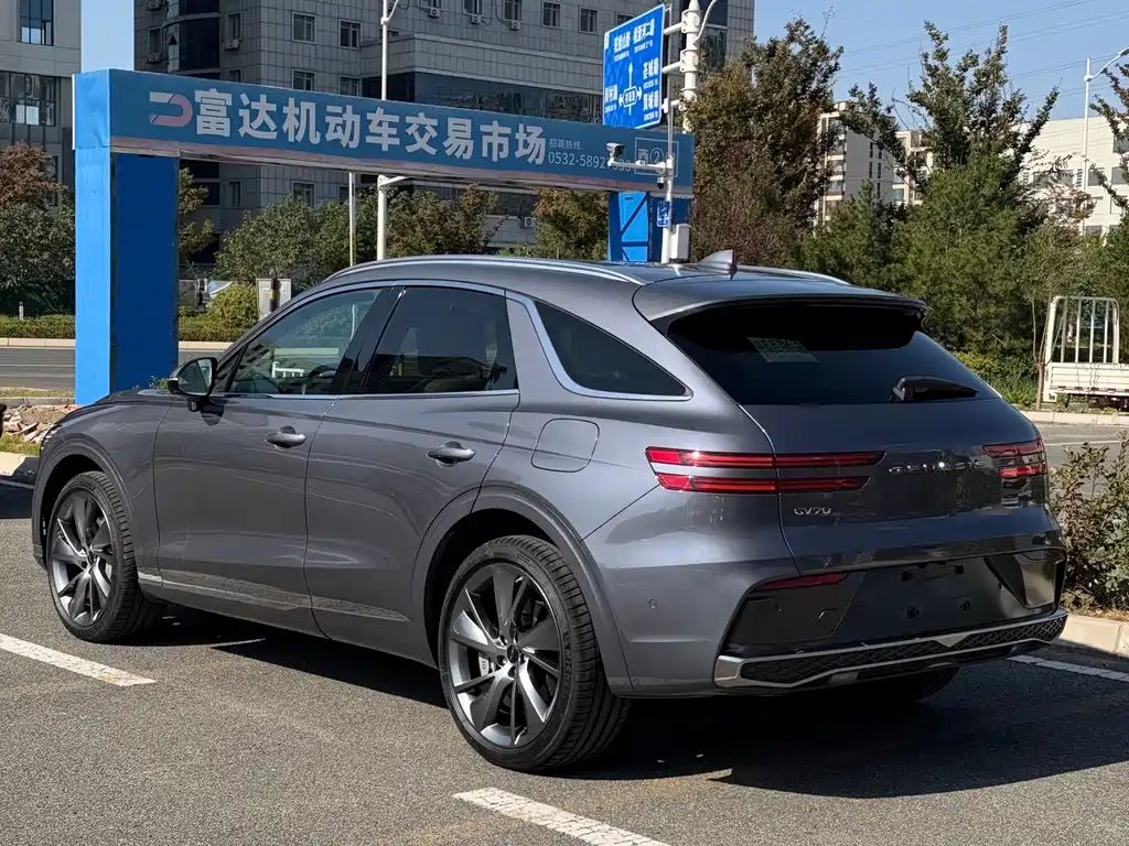 Genesis GV70 — миниатюра 6