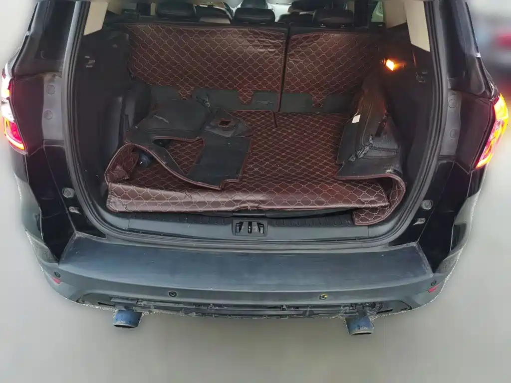 Ford Kuga — миниатюра 20