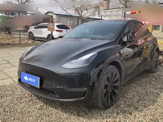 TESLA MODEL Y 2023