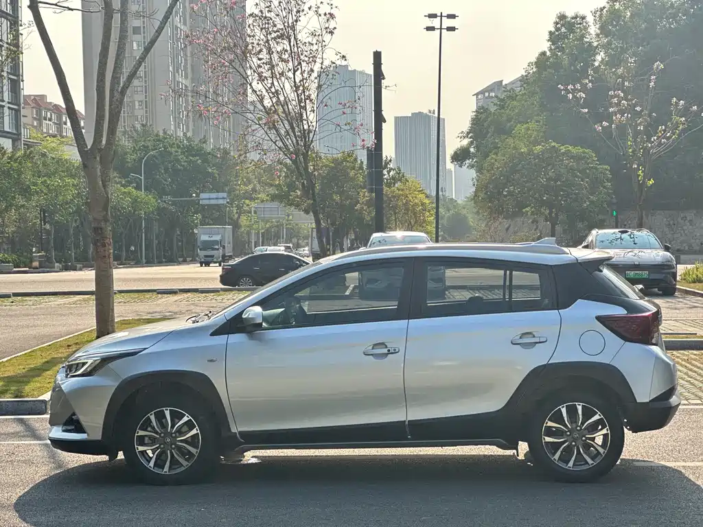 TOYOTA YARIS L ZHIXUAN