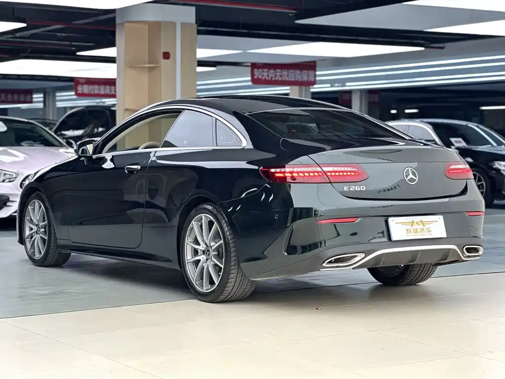 Mercedes-Benz E-Class (Import) — миниатюра 8