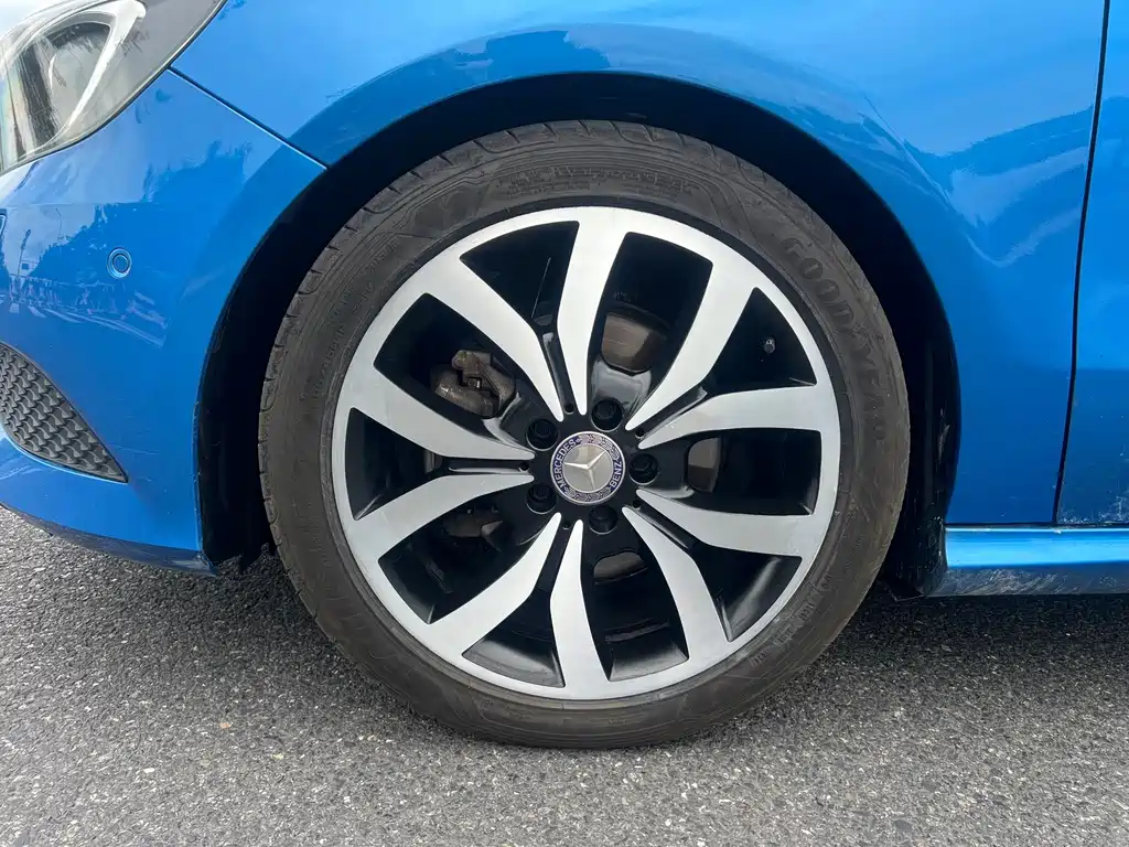 Mercedes-Benz A-Class (Import) — миниатюра 8