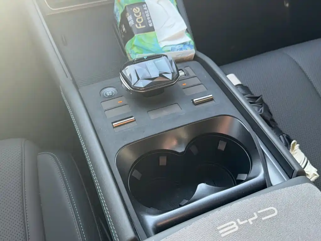 BYD Qin L — миниатюра 10