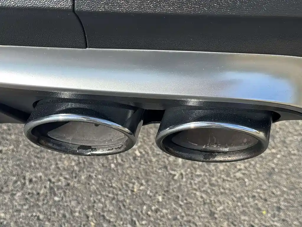 MERCEDES-BENZ GLC AMG