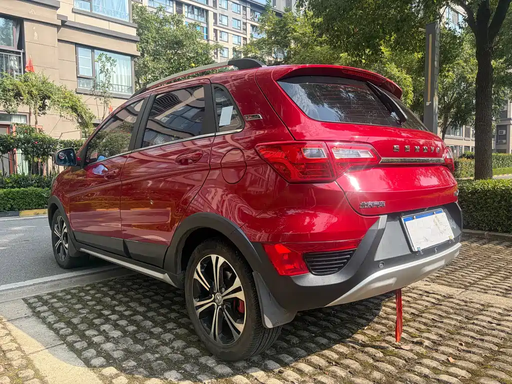 BAIC Senova X25 — миниатюра 6