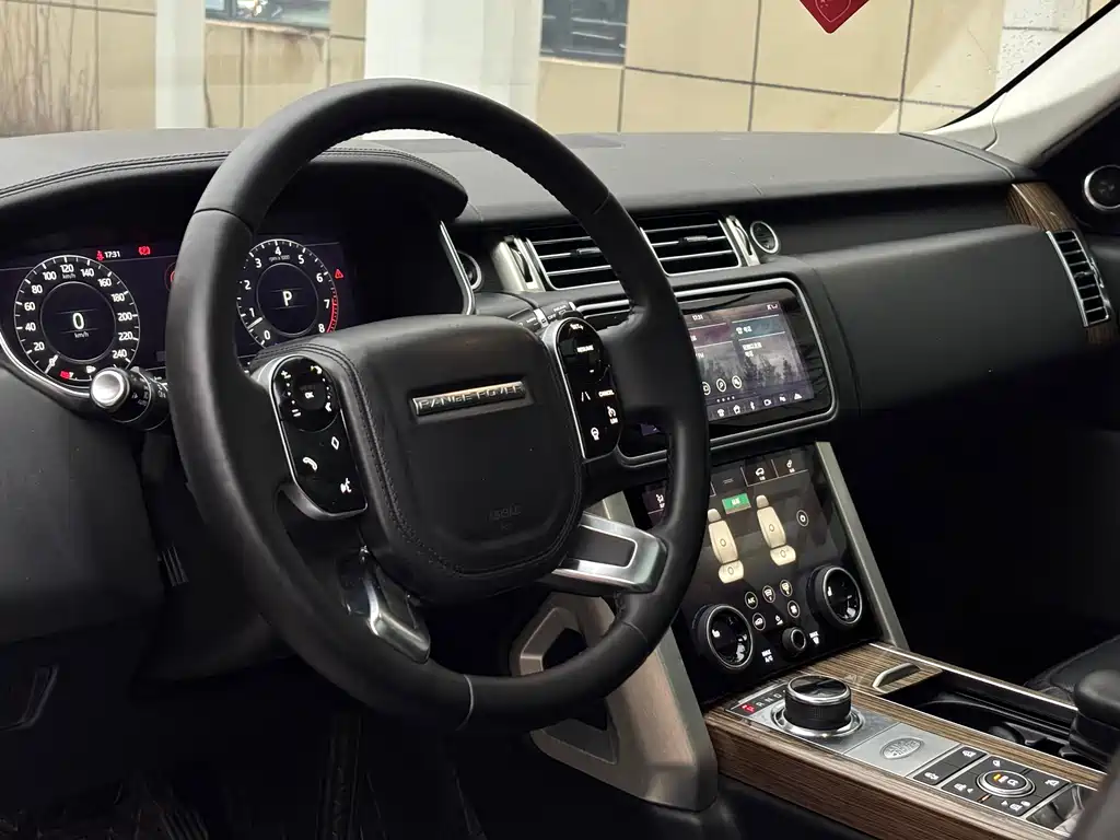 LAND ROVER RANGE ROVER