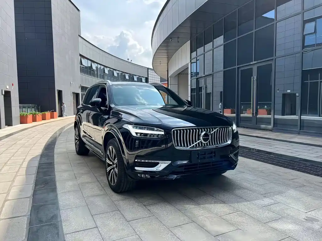 Volvo XC90 — миниатюра 3