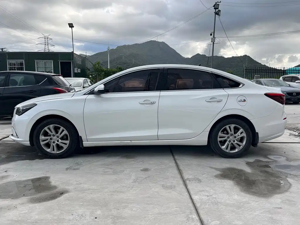 Changan Eado — миниатюра 8