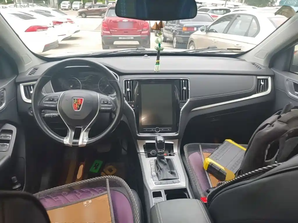 Roewe RX5 — миниатюра 10