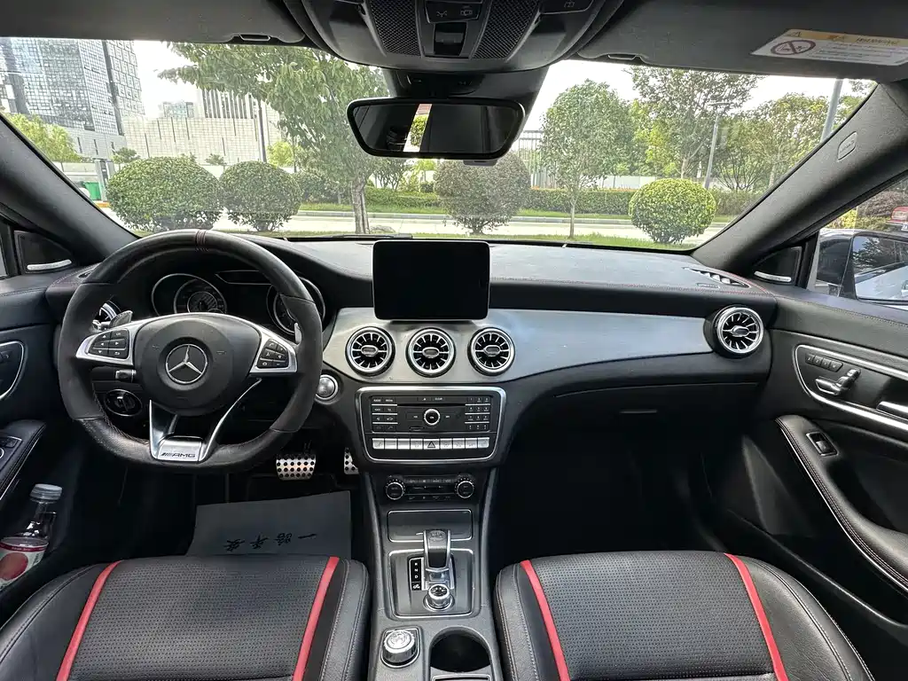 Mercedes-Benz CLA AMG — миниатюра 11